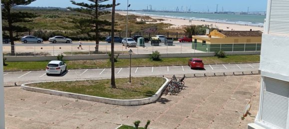 Квартира с 3 спальнями в Эль-Пуэрто-де-Санта-Мария, Испания № 139124 2