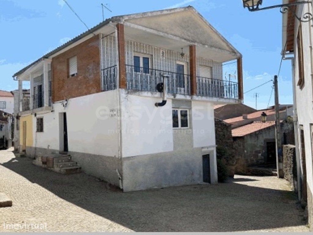 3 bedrooms House in Vila Flor, Portugal No. 352342
