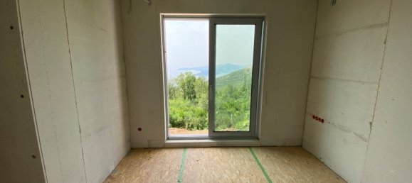 4 bedrooms Commercial property in Budva, Montenegro No. 69 6