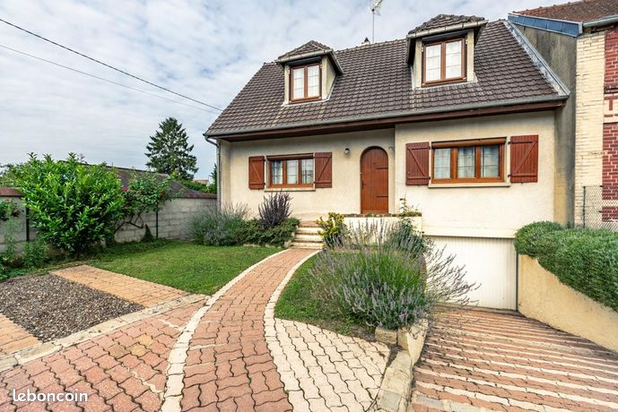 4 غرف نوم منزل في Tergnier, France رقم 302949