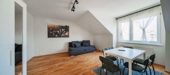 Квартира с 2 комнатами в Мариахильф, Австрия № 221957 3