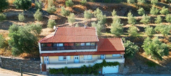 2 bedrooms House in Sabrosa, Portugal No. 21585 2