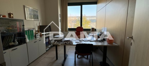 8 chambres Bureau à Forlì, Italy No. 69478 11