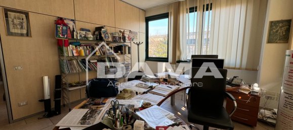 8 chambres Bureau à Forlì, Italy No. 69478 12