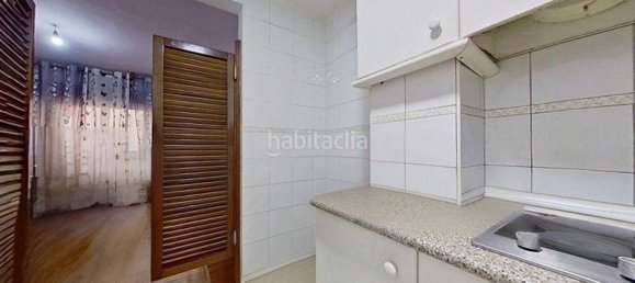 1 bedroom Apartment in Granada, Spain No. 157246 4