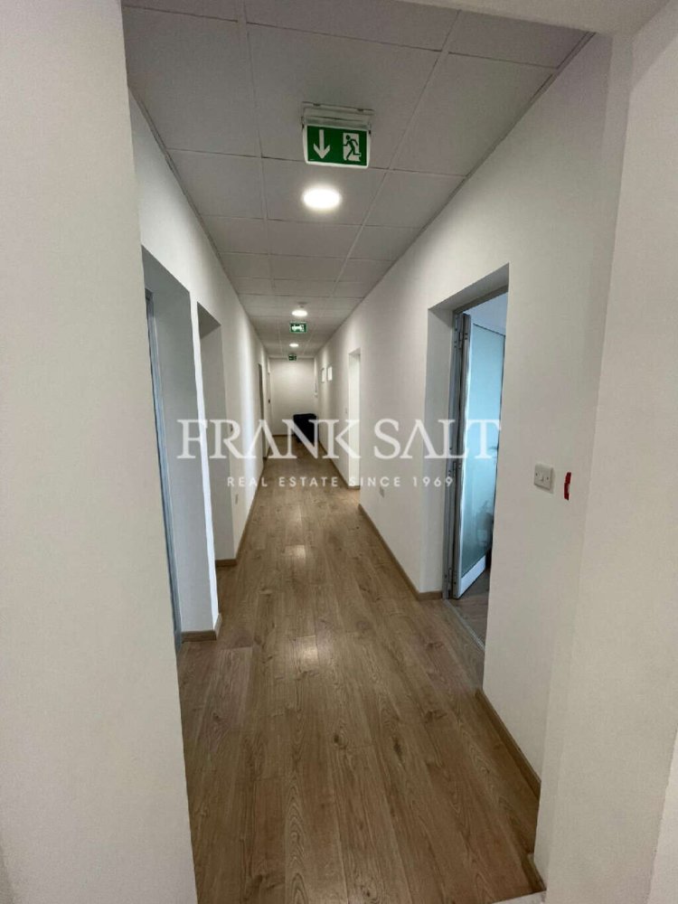 Escritório em Sliema, Malta 170 m² N.º 13020