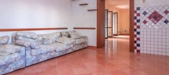 Вилла с 6 спальнями в Пьетрамелара, Италия № 325679 2