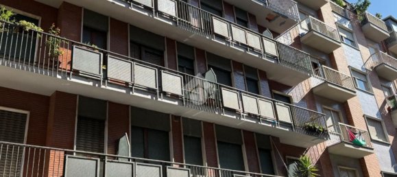 2 Schlafzimmer Wohnung in Turin, Italy, Nr. 379499 38