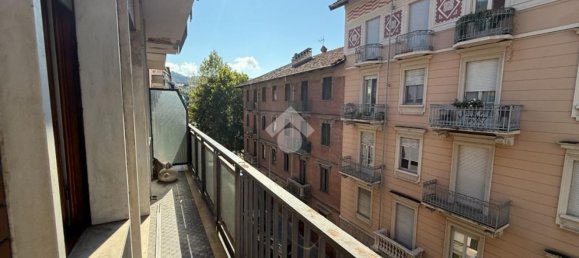 2 Schlafzimmer Wohnung in Turin, Italy, Nr. 379499 7