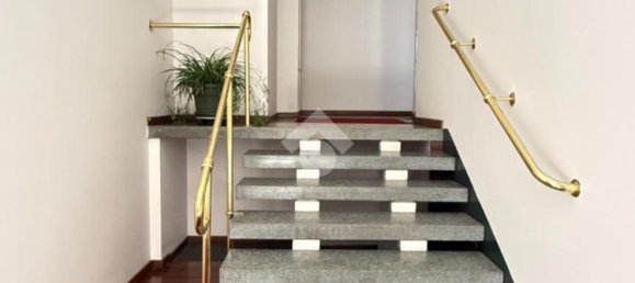 2 Schlafzimmer Wohnung in Turin, Italy, Nr. 379499 30