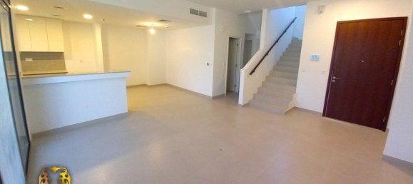 3 bedrooms Townhouse in Town Square, UAE No. 33948 2