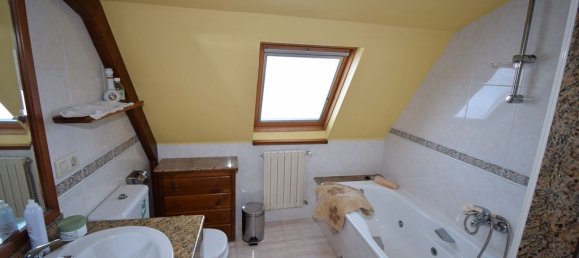 Dúplex de 4 dormitorios en Miño, Spain No. 165004 37