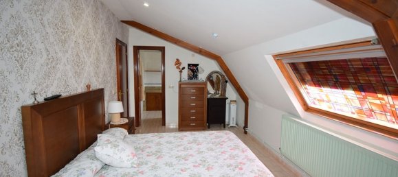 Dúplex de 4 dormitorios en Miño, Spain No. 165004 40