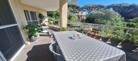 2 bedrooms Apartment in Sainte-Maxime, France No. 303909 2