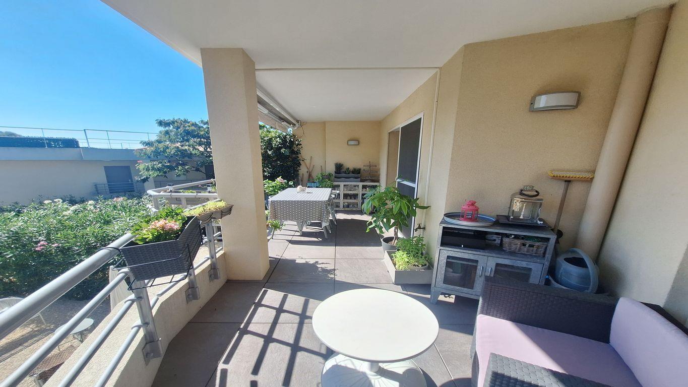 2 bedrooms Apartment in Sainte-Maxime, France No. 303909