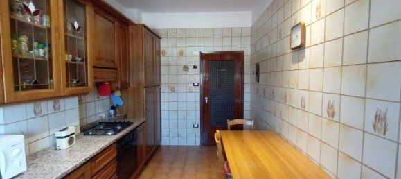 3 Schlafzimmer Wohnung in Ferrara, Italy, Nr. 281855 2