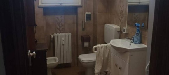 3 Schlafzimmer Wohnung in Ferrara, Italy, Nr. 281855 9