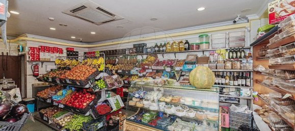 76m² Commercial property in Sintra, Portugal No. 64048 9