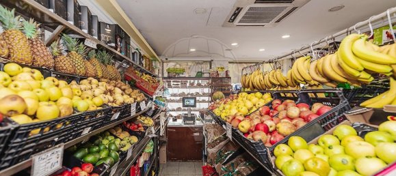 76m² Commercial property in Sintra, Portugal No. 64048 3