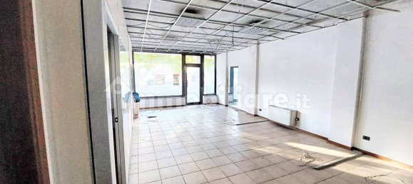 عقار تجاري في Varese, Italy 70متر مربع رقم 317739 7