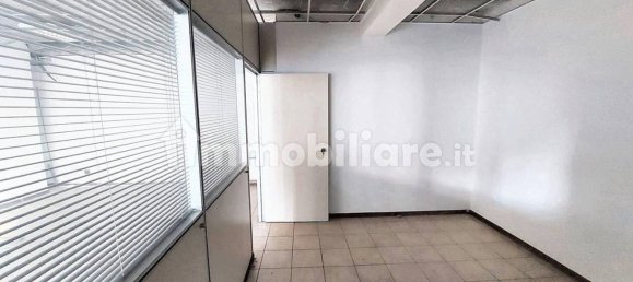 عقار تجاري في Varese, Italy 70متر مربع رقم 317739 9