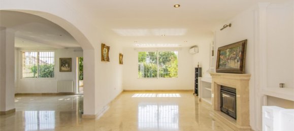 4 bedrooms House in Marbella, Spain No. 161933 5