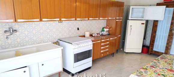 1 bedroom Apartment in Campobasso, Italy No. 306541 7
