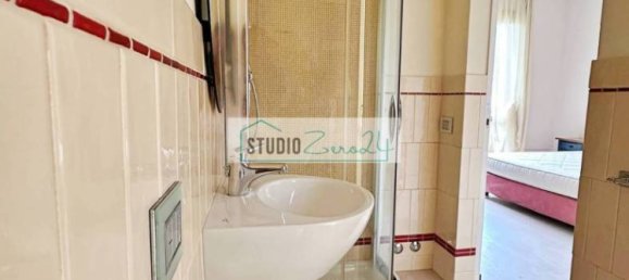 3 bedrooms Villa in Pietrasanta, Italy No. 374517 16