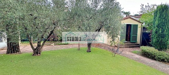 3 bedrooms Villa in Pietrasanta, Italy No. 374517 19