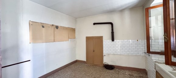 3 bedrooms House in Romagnano Sesia, Italy No. 362552 2