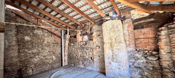 3 bedrooms House in Romagnano Sesia, Italy No. 362552 15