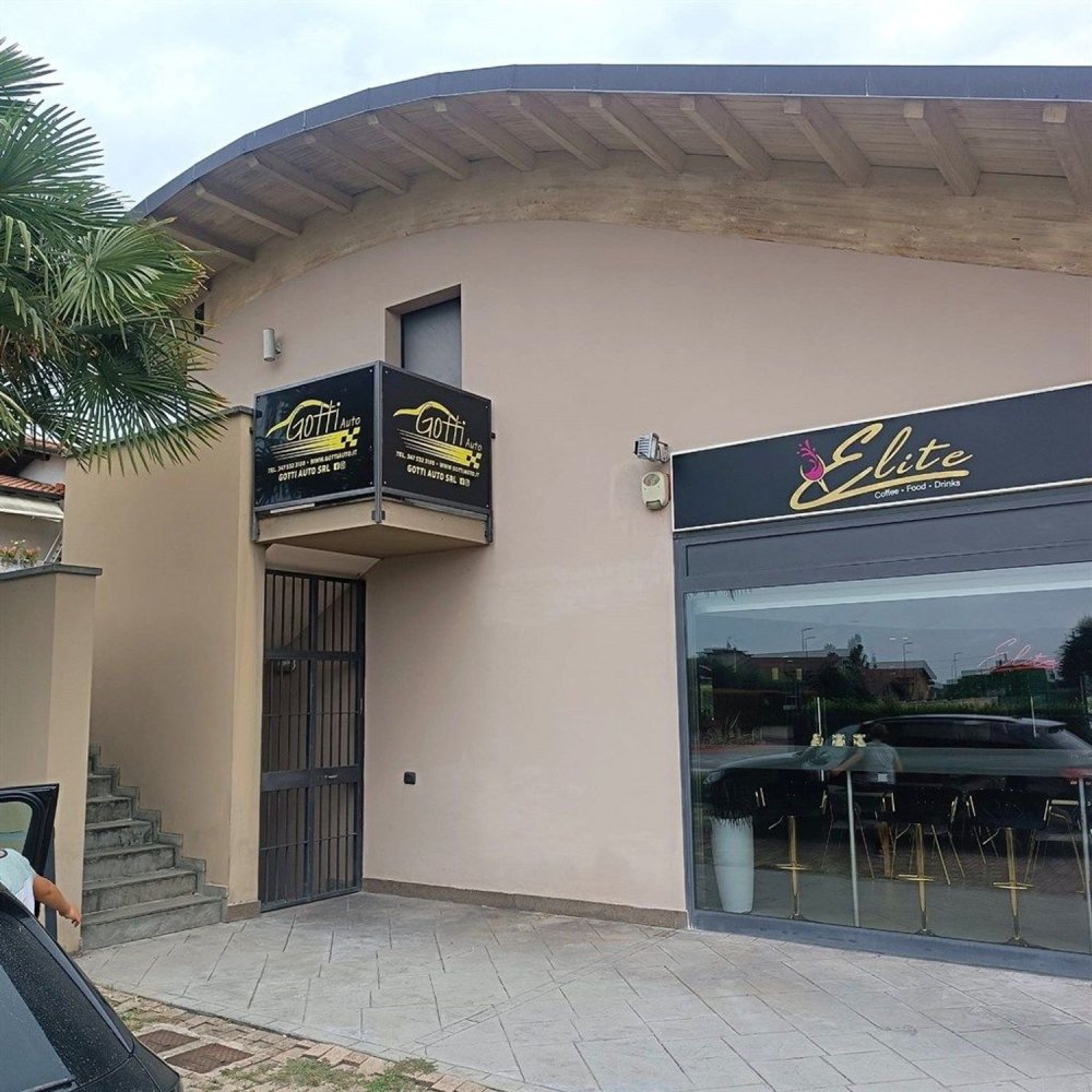 Oficina en San Paolo d'Argon, Italy 72 m² No. 307859