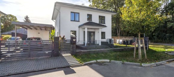 3 bedrooms Villa in Brandenburg, Germany No. 30109 2
