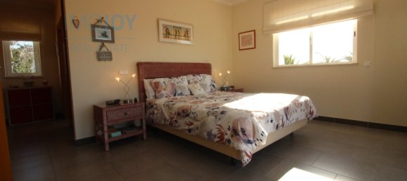 4 Schlafzimmer Villa in Ferragudo, Portugal, Nr. 102529 13