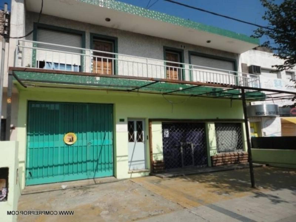 3 bedrooms House in Cordoba, Argentina No. 3643