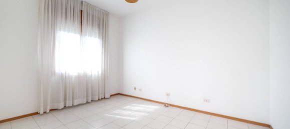 2 Schlafzimmer Wohnung in Cesenatico, Italy, Nr. 376159 4