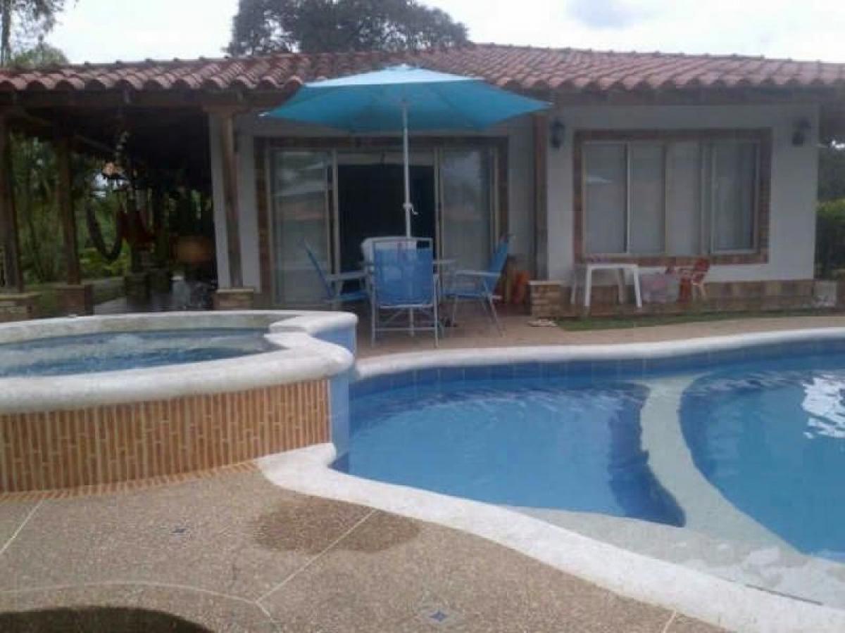 9 bedrooms House in Quindio, Colombia No. 3882