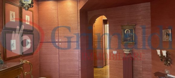 5-Zimmer Villa in Rome, Italy, Nr. 11930 13