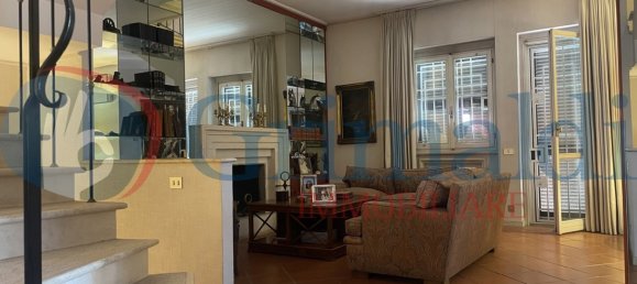5-Zimmer Villa in Rome, Italy, Nr. 11930 48