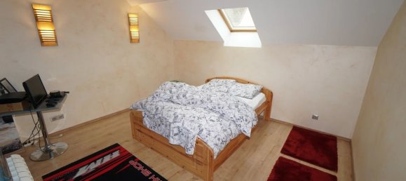 Casa de 3 dormitorios en Drancy, France No. 181460 11