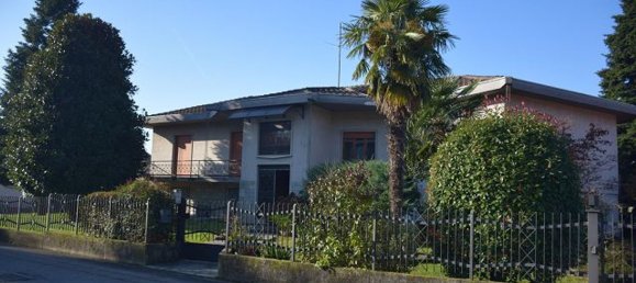 7غرفة فيلا في Pontirolo Nuovo, Italy رقم 121130 2