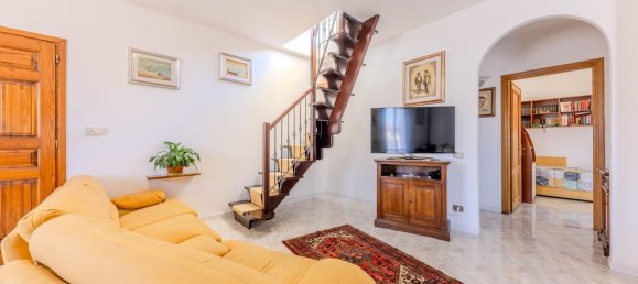 Duplex de 4 divisões em Capodimonte, Italy N.º 274879 6