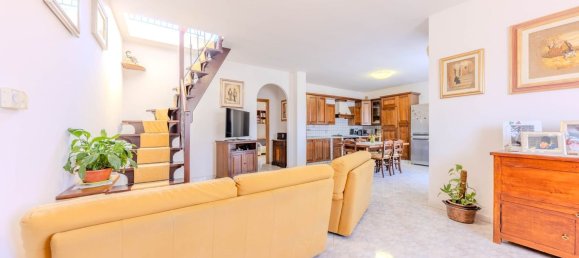 Duplex de 4 divisões em Capodimonte, Italy N.º 274879 5