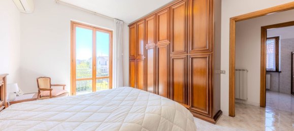 Duplex de 4 divisões em Capodimonte, Italy N.º 274879 24