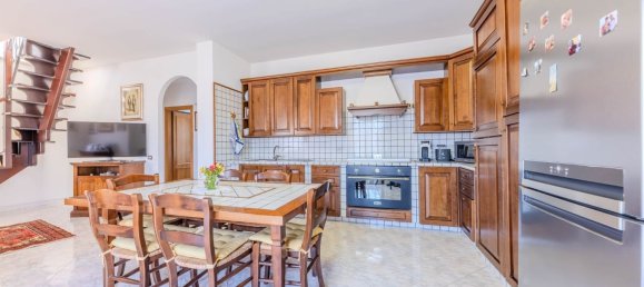 Duplex de 4 divisões em Capodimonte, Italy N.º 274879 13