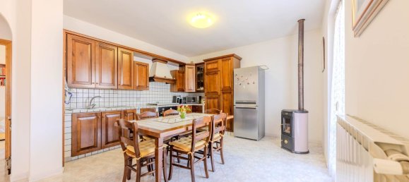 Duplex de 4 divisões em Capodimonte, Italy N.º 274879 11