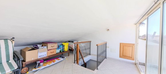Duplex de 4 divisões em Capodimonte, Italy N.º 274879 38
