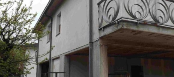 7غرفة شقة في Foligno, Italy رقم 193608 8