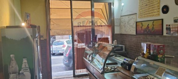 Коммерческая недвижимость с 2 комнатами в Катания, Италия № 259470 16