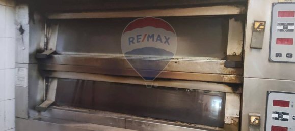 Коммерческая недвижимость с 2 комнатами в Катания, Италия № 259470 12